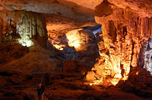 Grotte de Sung Sot  